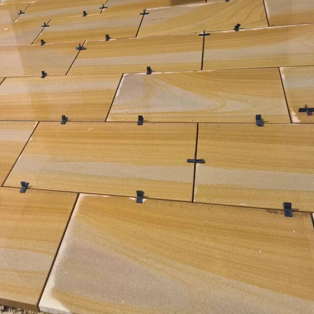 Sandstein Sahara beige 
#ourwork #natursteine #sandstein #eingangsbereich #terrassengestaltung
